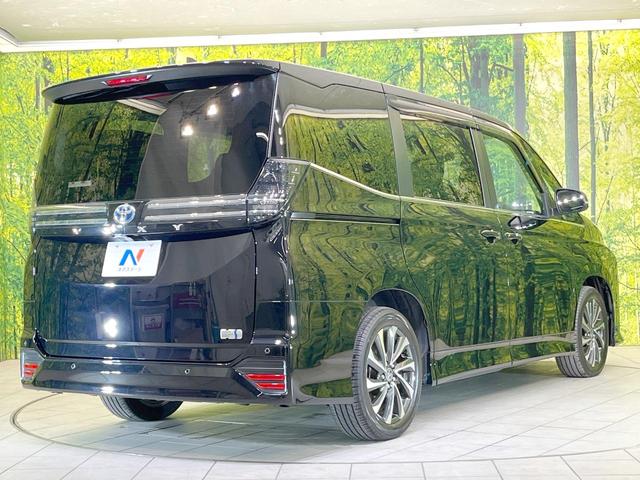 ヴォクシー ハイブリッドＳ－Ｚ　両側電動ドア　バックカメラ　衝突被害軽減システム　レーダークルーズ　禁煙車　ハーフレザーシート　コーナーセンサー　スマートキー　ＥＴＣ２．０　純正１７インチアルミ　オートハイビーム（25枚目）