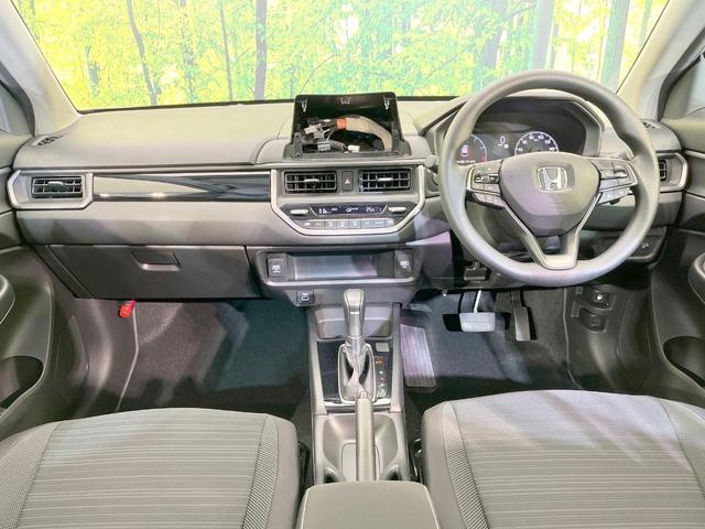 ＷＲ－Ｖ Ｘ　登録済未使用車　衝突被害軽減システム　コーナーセンサー　スマートキー　ＬＥＤヘッド　車線逸脱警報　オートライト　オートエアコン　パドルシフト（2枚目）
