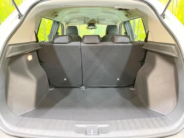 ＷＲ－Ｖ Ｘ　登録済未使用車　衝突被害軽減システム　コーナーセンサー　スマートキー　ＬＥＤヘッド　車線逸脱警報　オートライト　オートエアコン　パドルシフト（10枚目）