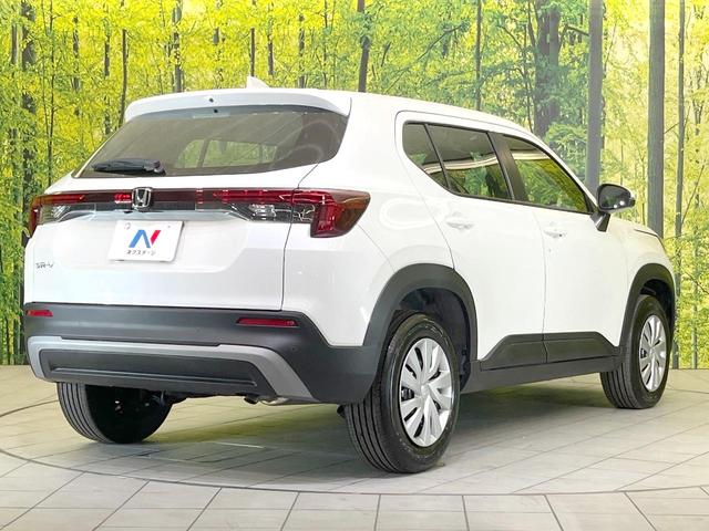 ＷＲ－Ｖ Ｘ　登録済未使用車　衝突被害軽減システム　コーナーセンサー　スマートキー　ＬＥＤヘッド　車線逸脱警報　オートライト　オートエアコン　パドルシフト（17枚目）