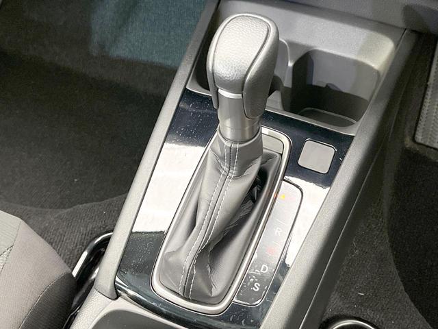 ＷＲ－Ｖ Ｘ　登録済未使用車　衝突被害軽減システム　コーナーセンサー　スマートキー　ＬＥＤヘッド　車線逸脱警報　オートライト　オートエアコン　パドルシフト（42枚目）