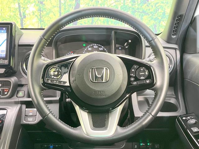 Ｎ－ＯＮＥ プレミアム　バックカメラ　衝突被害軽減システム　禁煙車　ハーフレザーシート　コーナーセンサー　スマートキー　ＬＥＤヘッド　ビルトインＥＴＣ　純正１４インチアルミ　オートハイビーム　車線逸脱警報　オートライト（11枚目）