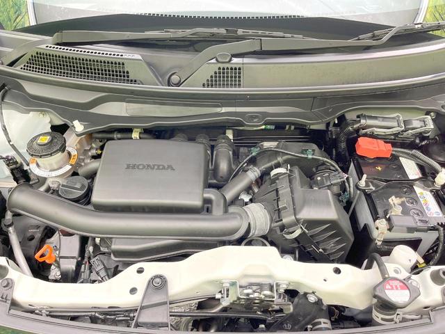 Ｎ－ＯＮＥ プレミアム　バックカメラ　衝突被害軽減システム　禁煙車　ハーフレザーシート　コーナーセンサー　スマートキー　ＬＥＤヘッド　ビルトインＥＴＣ　純正１４インチアルミ　オートハイビーム　車線逸脱警報　オートライト（18枚目）