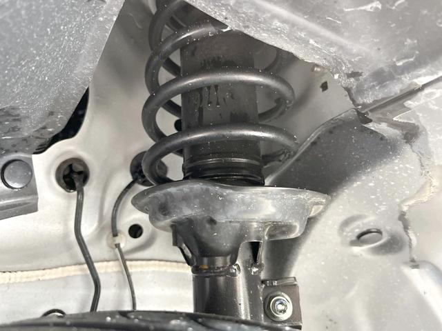 Ｎ－ＯＮＥ プレミアム　バックカメラ　衝突被害軽減システム　禁煙車　ハーフレザーシート　コーナーセンサー　スマートキー　ＬＥＤヘッド　ビルトインＥＴＣ　純正１４インチアルミ　オートハイビーム　車線逸脱警報　オートライト（21枚目）