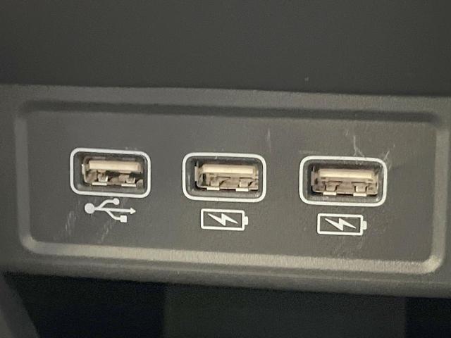 Ｎ－ＯＮＥ プレミアム　バックカメラ　衝突被害軽減システム　禁煙車　ハーフレザーシート　コーナーセンサー　スマートキー　ＬＥＤヘッド　ビルトインＥＴＣ　純正１４インチアルミ　オートハイビーム　車線逸脱警報　オートライト（39枚目）