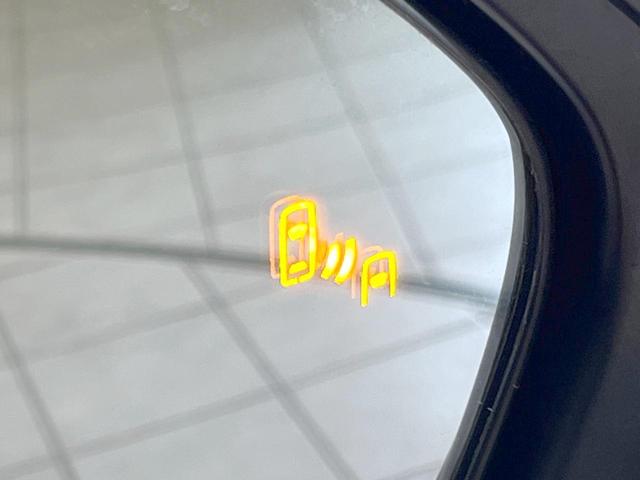 シエンタ ハイブリッドＺ　両側電動ドア　全周囲カメラ　衝突被害軽減システム　レーダークルーズ　禁煙車　コーナーセンサー　スマートキー　ＬＥＤヘッド　車線逸脱警報　オートライト　オートエアコン　Ｂｌｕｅｔｏｏｔｈ　フルセグ（6枚目）