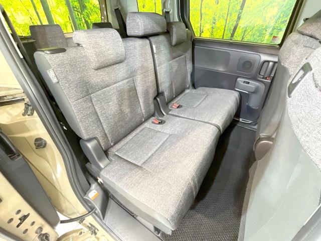 シエンタ ハイブリッドＺ　両側電動ドア　全周囲カメラ　衝突被害軽減システム　レーダークルーズ　禁煙車　コーナーセンサー　スマートキー　ＬＥＤヘッド　車線逸脱警報　オートライト　オートエアコン　Ｂｌｕｅｔｏｏｔｈ　フルセグ（9枚目）