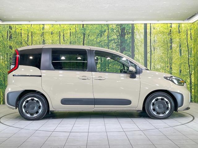 シエンタ ハイブリッドＺ　両側電動ドア　全周囲カメラ　衝突被害軽減システム　レーダークルーズ　禁煙車　コーナーセンサー　スマートキー　ＬＥＤヘッド　車線逸脱警報　オートライト　オートエアコン　Ｂｌｕｅｔｏｏｔｈ　フルセグ（25枚目）