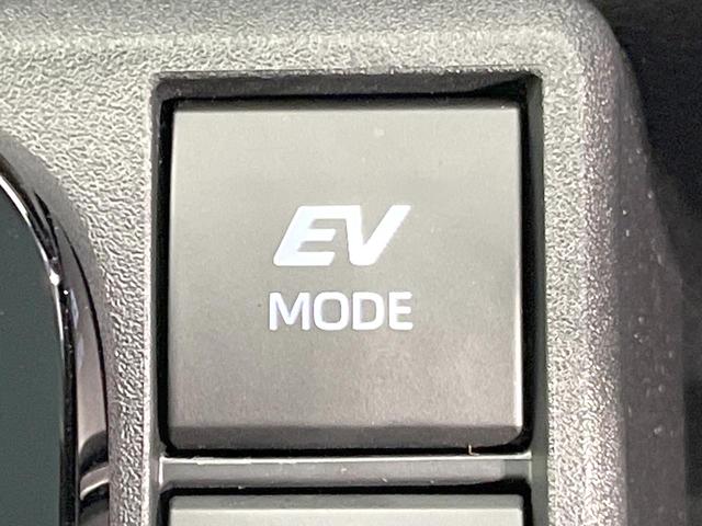 シエンタ ハイブリッドＺ　両側電動ドア　全周囲カメラ　衝突被害軽減システム　レーダークルーズ　禁煙車　コーナーセンサー　スマートキー　ＬＥＤヘッド　車線逸脱警報　オートライト　オートエアコン　Ｂｌｕｅｔｏｏｔｈ　フルセグ（54枚目）