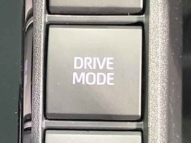 シエンタ ハイブリッドＺ　両側電動ドア　全周囲カメラ　衝突被害軽減システム　レーダークルーズ　禁煙車　コーナーセンサー　スマートキー　ＬＥＤヘッド　車線逸脱警報　オートライト　オートエアコン　Ｂｌｕｅｔｏｏｔｈ　フルセグ（55枚目）