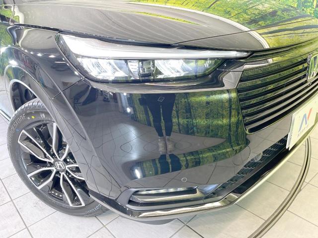 ヴェゼル ｅ：ＨＥＶ　Ｚ　登録済未使用車　全周囲カメラ　ホンダセンシング　電動リアゲート　ハーフレザーシート　コーナーセンサー　スマートキー　ＬＥＤヘッド　ＥＴＣ２．０　純正１８インチアルミ　オートハイビーム（12枚目）