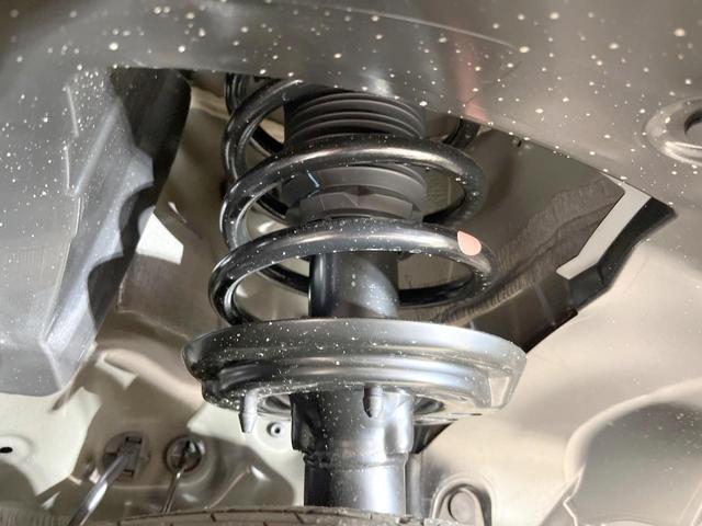 ヴェゼル ｅ：ＨＥＶ　Ｚ　登録済未使用車　全周囲カメラ　ホンダセンシング　電動リアゲート　ハーフレザーシート　コーナーセンサー　スマートキー　ＬＥＤヘッド　ＥＴＣ２．０　純正１８インチアルミ　オートハイビーム（34枚目）