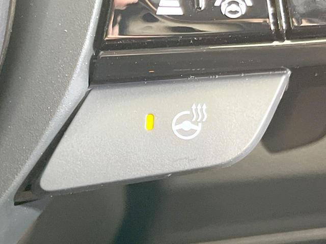 ヴェゼル ｅ：ＨＥＶ　Ｚ　登録済未使用車　全周囲カメラ　ホンダセンシング　電動リアゲート　ハーフレザーシート　コーナーセンサー　スマートキー　ＬＥＤヘッド　ＥＴＣ２．０　純正１８インチアルミ　オートハイビーム（52枚目）