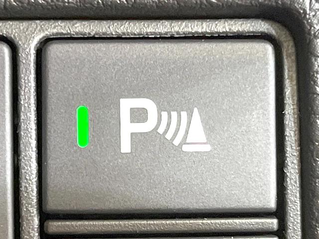 ヴェゼル ｅ：ＨＥＶ　Ｚ　登録済未使用車　全周囲カメラ　衝突被害軽減システム　電動リアゲート　ハーフレザーシート　スマートキー　ＬＥＤヘッド　ビルトインＥＴＣ　純正１８インチアルミ　オートハイビーム　車線逸脱警報（46枚目）