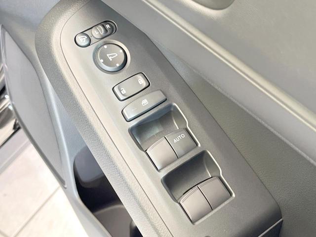 ヴェゼル Ｇ　４ＷＤ　登録済未使用車　寒冷地仕様　ホンダセンシング　コーナーセンサー　スマートキー　ＬＥＤヘッド　純正１６インチアルミ　オートハイビーム　車線逸脱警報　オートライト　オートエアコン（45枚目）