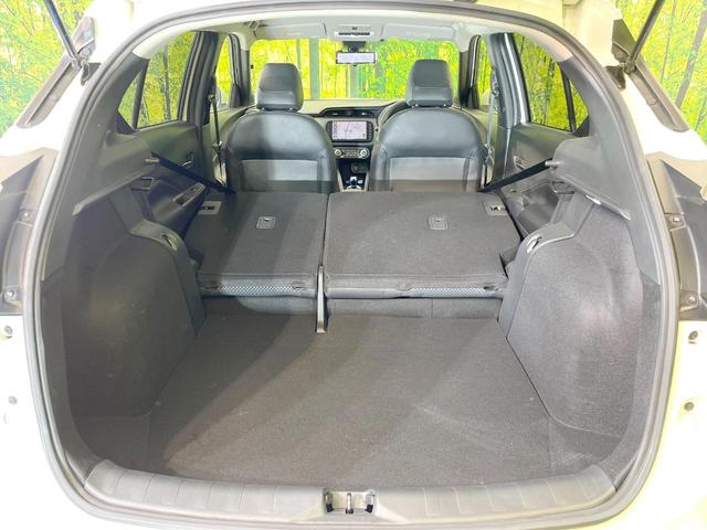 キックス Ｘ　ＳＤナビ　全周囲カメラ　衝突被害軽減システム　禁煙車　ハーフレザーシート　ドラレコ　コーナーセンサー　スマートキー　ＬＥＤヘッド　ビルトインＥＴＣ　純正１７インチアルミ　車線逸脱警報　オートライト（10枚目）