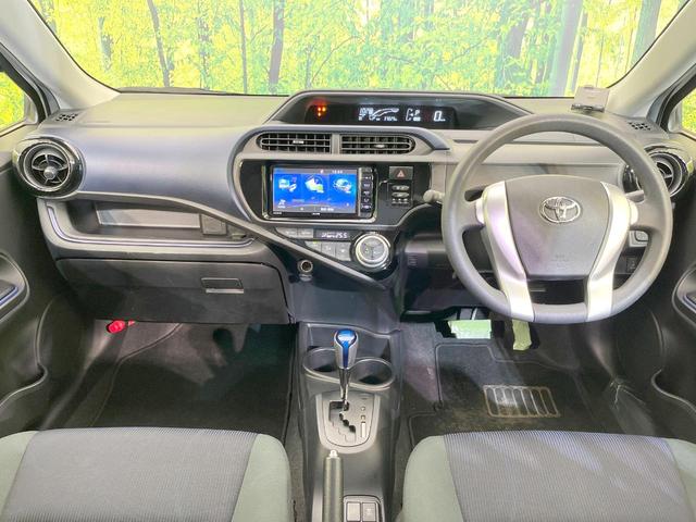 アクア Ｓ　ＳＤナビ　バックカメラ　禁煙車　スマートキー　ＬＥＤヘッド　ナビ連動ＥＴＣ　オートライト　オートエアコン　Ｂｌｕｅｔｏｏｔｈ　ＣＤ　ＤＶＤ再生　フルセグ（2枚目）