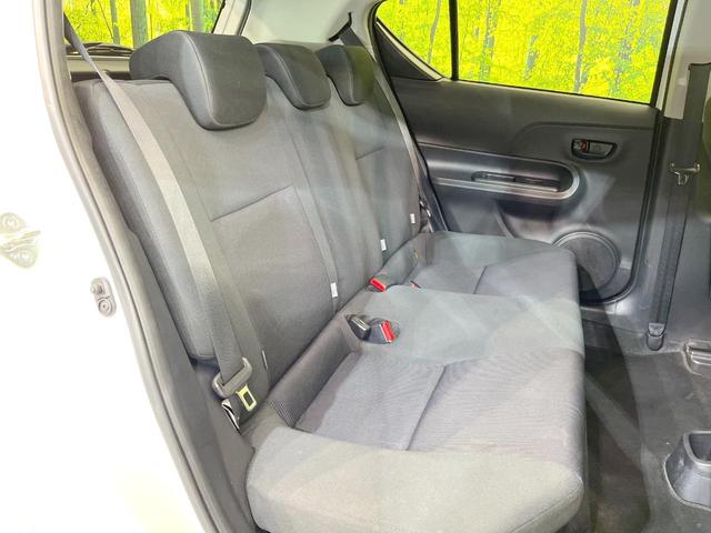 アクア Ｓ　ＳＤナビ　バックカメラ　禁煙車　スマートキー　ＬＥＤヘッド　ナビ連動ＥＴＣ　オートライト　オートエアコン　Ｂｌｕｅｔｏｏｔｈ　ＣＤ　ＤＶＤ再生　フルセグ（9枚目）