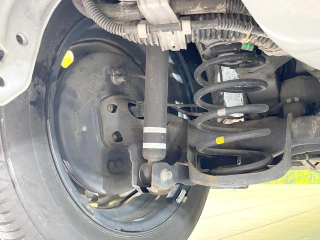 アクア Ｓ　ＳＤナビ　バックカメラ　禁煙車　スマートキー　ＬＥＤヘッド　ナビ連動ＥＴＣ　オートライト　オートエアコン　Ｂｌｕｅｔｏｏｔｈ　ＣＤ　ＤＶＤ再生　フルセグ（20枚目）