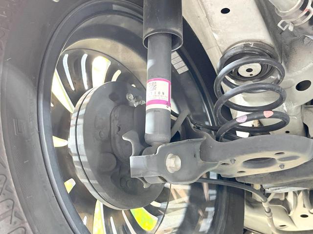 スペーシアカスタム ハイブリッドXS 両側電動ドア SDナビ 全周囲カメラ 衝突被害軽減システム ハーフレザーシート シートヒーター ドラレコ コーナーセンサー スマートキー LEDヘッド ETC 純正15インチアルミ オートライト(23枚目)