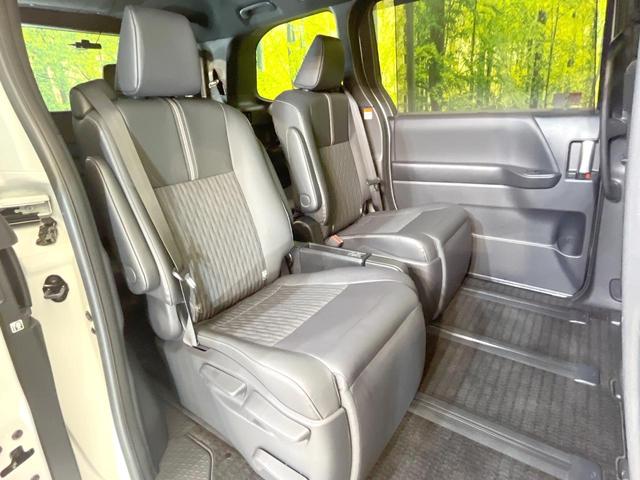 ノア ハイブリッドS-Z 禁煙車 両側電動ドア SDナビ バックカメラ 衝突被害軽減システム 電動リアゲート ハーフレザーシート 全席シートヒーター ドラレコ コーナーセンサー スマートキー LEDヘッド ETC2.0(10枚目)