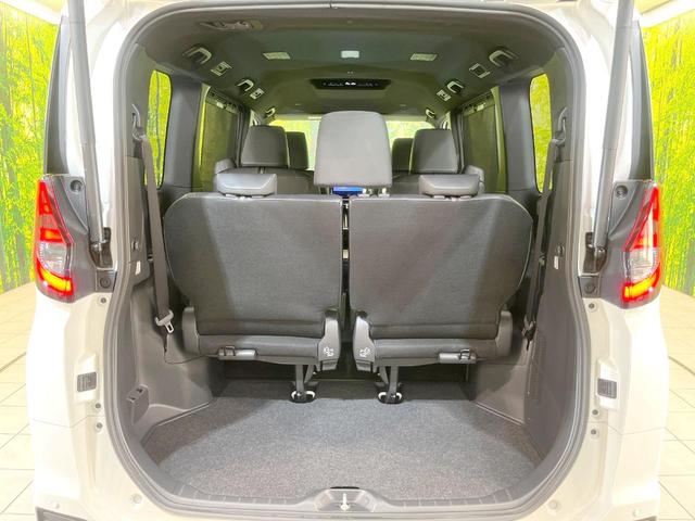 ノア ハイブリッドS-Z 禁煙車 両側電動ドア SDナビ バックカメラ 衝突被害軽減システム 電動リアゲート ハーフレザーシート 全席シートヒーター ドラレコ コーナーセンサー スマートキー LEDヘッド ETC2.0(12枚目)