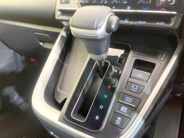 ノア ハイブリッドS-Z 禁煙車 両側電動ドア SDナビ バックカメラ 衝突被害軽減システム 電動リアゲート ハーフレザーシート 全席シートヒーター ドラレコ コーナーセンサー スマートキー LEDヘッド ETC2.0(53枚目)