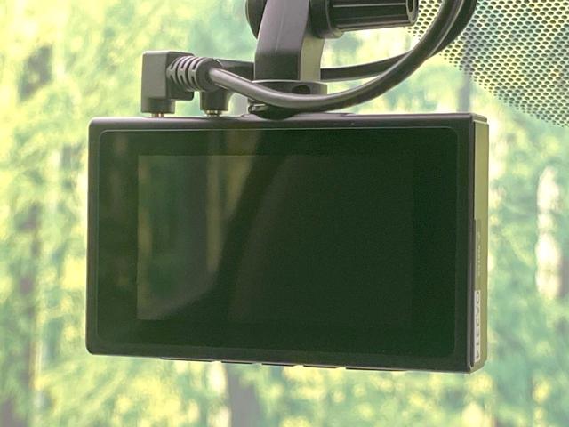 エクストレイル ２０Ｘ　禁煙車　純正ＳＤナビ　バックカメラ　衝突被害軽減システム　電動リアゲート　ドラレコ　コーナーセンサー　スマートキー　ＬＥＤヘッド　ＥＴＣ　純正１８インチアルミ　オートライト　デュアルエアコン（5枚目）