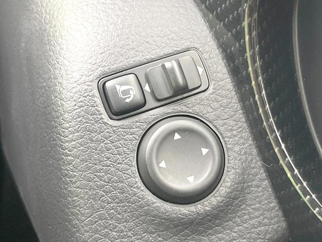 エクストレイル ２０Ｘ　禁煙車　純正ＳＤナビ　バックカメラ　衝突被害軽減システム　電動リアゲート　ドラレコ　コーナーセンサー　スマートキー　ＬＥＤヘッド　ＥＴＣ　純正１８インチアルミ　オートライト　デュアルエアコン（37枚目）