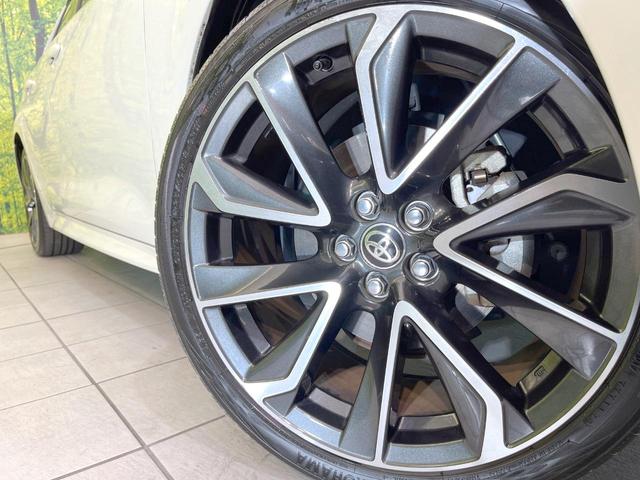 カローラスポーツ ハイブリッドＧ　Ｚ　ＳＤナビ　バックカメラ　衝突被害軽減システム　禁煙車　ハーフレザーシート　ドラレコ　コーナーセンサー　スマートキー　ＬＥＤヘッド　ビルトインＥＴＣ　純正１８インチアルミ　オートハイビーム（11枚目）