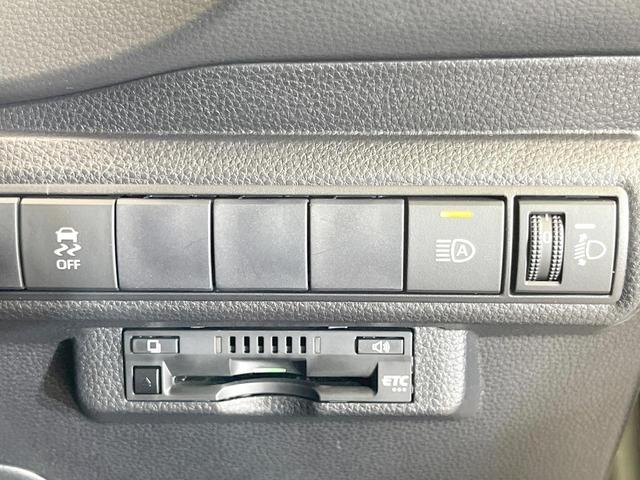 カローラスポーツ ハイブリッドＧ　Ｚ　ＳＤナビ　バックカメラ　衝突被害軽減システム　禁煙車　ハーフレザーシート　ドラレコ　コーナーセンサー　スマートキー　ＬＥＤヘッド　ビルトインＥＴＣ　純正１８インチアルミ　オートハイビーム（25枚目）