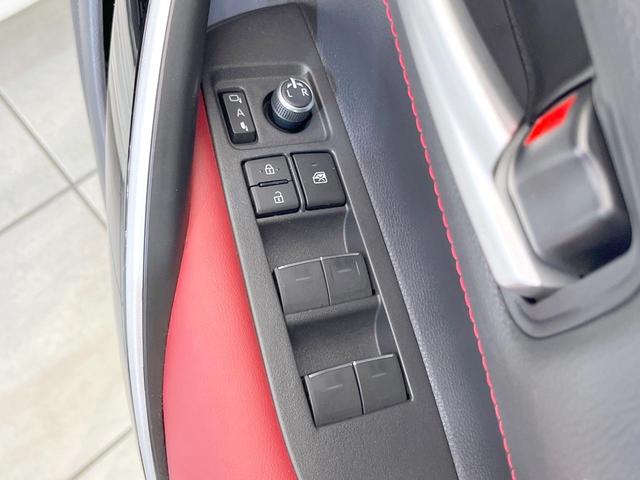 カローラスポーツ ハイブリッドＧ　Ｚ　ＳＤナビ　バックカメラ　衝突被害軽減システム　禁煙車　ハーフレザーシート　ドラレコ　コーナーセンサー　スマートキー　ＬＥＤヘッド　ビルトインＥＴＣ　純正１８インチアルミ　オートハイビーム（42枚目）