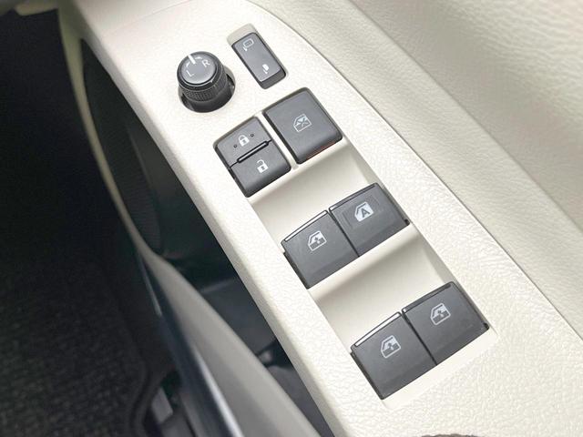 シエンタ G 両側電動ドア SDナビ バックカメラ 衝突被害軽減システム 禁煙車 スマートキー ビルトインETC オートエアコン Bluetooth CD DVD再生 フルセグ(45枚目)