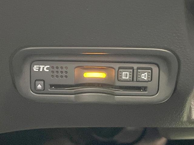 ヴェゼル ハイブリッドZ・ホンダセンシング 純正SDナビ バックカメラ 衝突被害軽減システム レーダークルーズ ハーフレザーシート ドラレコ コーナーセンサー スマートキー LEDヘッド ビルトインETC 純正17インチアルミ 車線逸脱警報(7枚目)