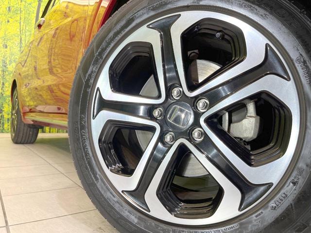 ヴェゼル ハイブリッドZ・ホンダセンシング 純正SDナビ バックカメラ 衝突被害軽減システム レーダークルーズ ハーフレザーシート ドラレコ コーナーセンサー スマートキー LEDヘッド ビルトインETC 純正17インチアルミ 車線逸脱警報(13枚目)