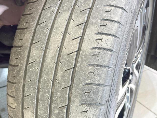 ヴェゼル ハイブリッドZ・ホンダセンシング 純正SDナビ バックカメラ 衝突被害軽減システム レーダークルーズ ハーフレザーシート ドラレコ コーナーセンサー スマートキー LEDヘッド ビルトインETC 純正17インチアルミ 車線逸脱警報(33枚目)