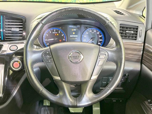 エルグランド 250ハイウェイスター 両側電動 純正8型ナビ フリップダウンモニター バックカメラ 禁煙車 スマートキー HIDヘッド ビルトインETC クルコン 純正18インチアルミ オートライト デュアルエアコン リアエアコン(12枚目)