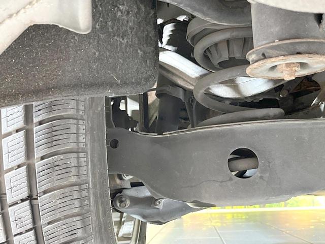 エルグランド 250ハイウェイスター 両側電動 純正8型ナビ フリップダウンモニター バックカメラ 禁煙車 スマートキー HIDヘッド ビルトインETC クルコン 純正18インチアルミ オートライト デュアルエアコン リアエアコン(34枚目)