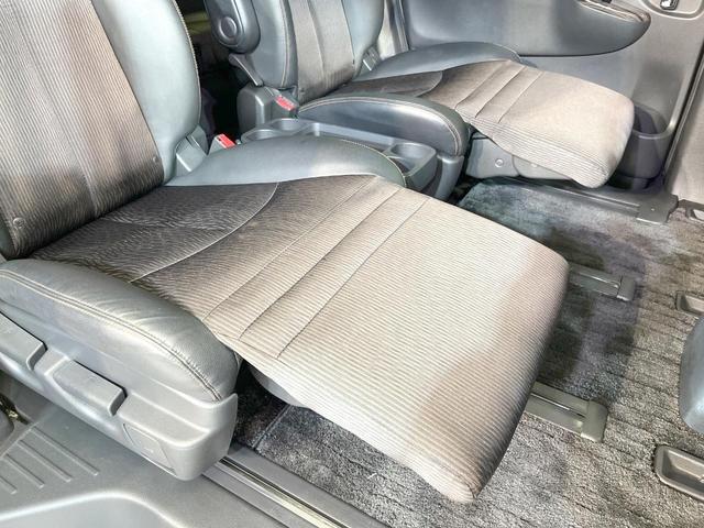 エルグランド 250ハイウェイスター 両側電動 純正8型ナビ フリップダウンモニター バックカメラ 禁煙車 スマートキー HIDヘッド ビルトインETC クルコン 純正18インチアルミ オートライト デュアルエアコン リアエアコン(65枚目)