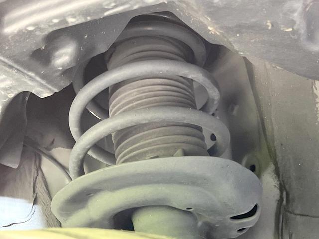 ヤリスクロス ハイブリッドZ 禁煙車 モデリスタエアロ 純正8型ナビ 全周囲カメラ 衝突被害軽減システム レーダークルーズ ハーフレザーシート パワーシート ドラレコ コーナーセンサー スマートキー LEDヘッド ETC2.0(21枚目)