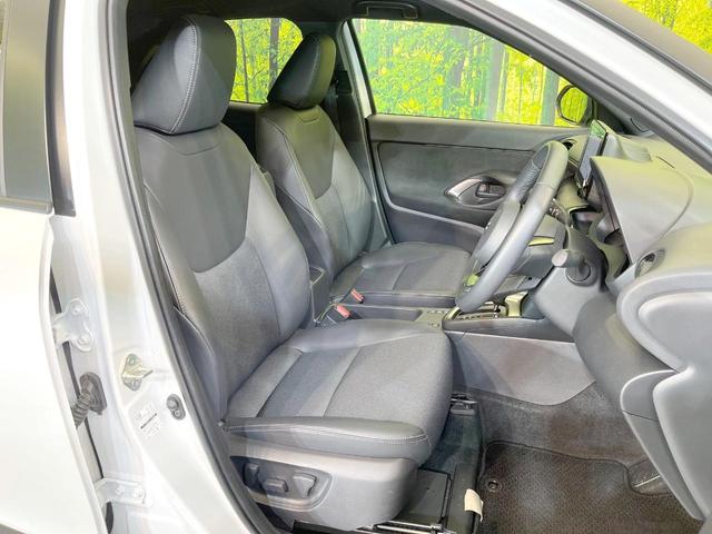 ヤリスクロス ハイブリッドZ 禁煙車 純正8型ディスプレイオーディオ+ 全周囲カメラ ドラレコ 衝突被害軽減システム スマートキー LEDヘッド ビルトインETC 純正18インチアルミ オートハイビーム フルセグ(7枚目)