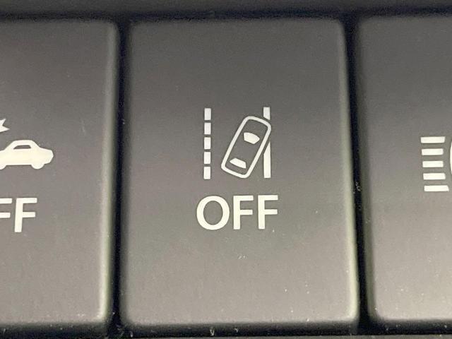 ジムニーシエラ JC 純正8型ナビ バックカメラ 衝突被害軽減システム レーダークルーズ 禁煙車 ドラレコ スマートキー LEDヘッド ビルトインETC 純正15インチアルミ 車線逸脱警報 オートライト(44枚目)