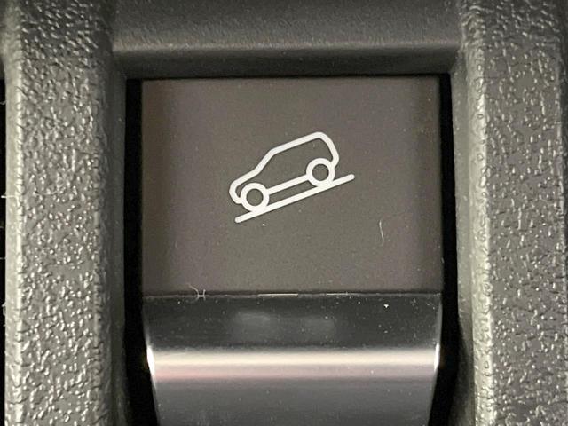 ジムニーシエラ JC 純正8型ナビ バックカメラ 衝突被害軽減システム レーダークルーズ 禁煙車 ドラレコ スマートキー LEDヘッド ビルトインETC 純正15インチアルミ 車線逸脱警報 オートライト(53枚目)