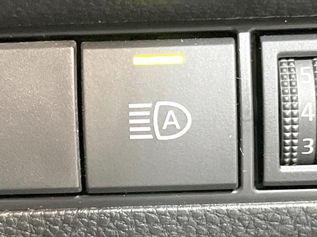 カローラクロス ハイブリッド Z 純正10.5型ディスプレイオーディオ バックカメラ ETC2.0 衝突被害軽減システム レーダークルーズ 禁煙車 パワーシート ドラレコ コーナーセンサー LEDヘッド 純正18インチアルミ(54枚目)