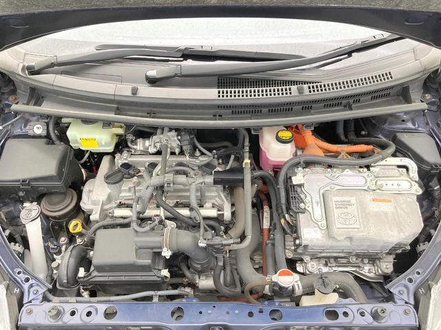 アクア Ｓスタイルブラック　純正ナビ　バックカメラ　衝突被害軽減システム　禁煙車　スマートキー　ＬＥＤヘッド　ビルトインＥＴＣ　オートハイビーム　オートライト　オートエアコン　ＬＥＤフォグ（18枚目）