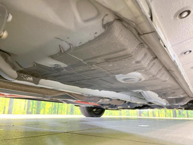 アクア Ｓスタイルブラック　純正ナビ　バックカメラ　衝突被害軽減システム　禁煙車　スマートキー　ＬＥＤヘッド　ビルトインＥＴＣ　オートハイビーム　オートライト　オートエアコン　ＬＥＤフォグ（22枚目）