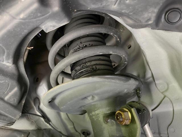 アクア Ｓスタイルブラック　純正ナビ　バックカメラ　衝突被害軽減システム　禁煙車　スマートキー　ＬＥＤヘッド　ビルトインＥＴＣ　オートハイビーム　オートライト　オートエアコン　ＬＥＤフォグ（31枚目）