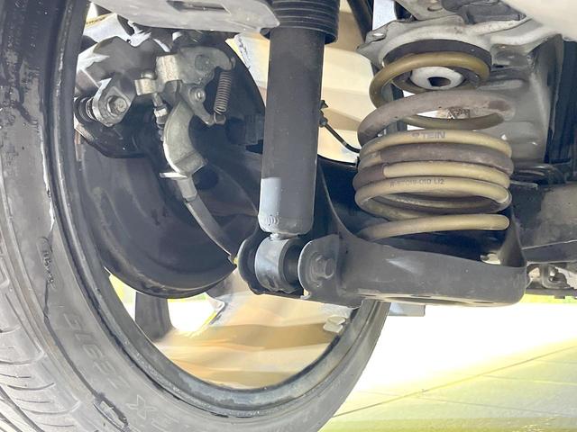 プリウス Ｓ　ＬＥＤエディション　禁煙車　エアロ　純正ＨＤＤナビ　バックカメラ　スマートキー　ＬＥＤヘッド　ＥＴＣ　オートライト　オートエアコン　Ｂｌｕｅｔｏｏｔｈ　ＣＤ　ＤＶＤ再生　フルセグ　ＬＥＤフォグ（21枚目）