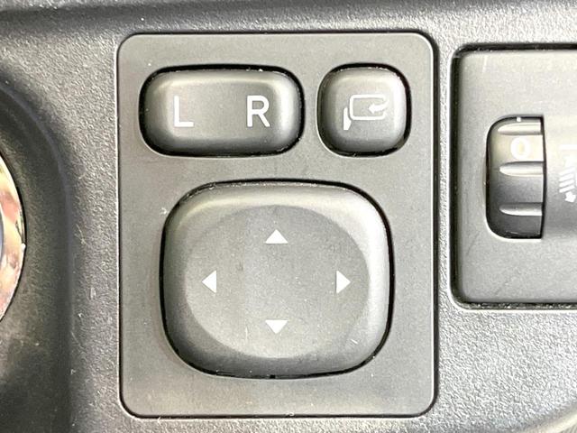 アクア Ｓ　純正ナビ　バックカメラ　禁煙車　スマートキー　ＬＥＤヘッド　ＥＴＣ　クルコン　オートライト　オートエアコン　Ｂｌｕｅｔｏｏｔｈ　ＣＤ　ＤＶＤ再生　地デジ（45枚目）