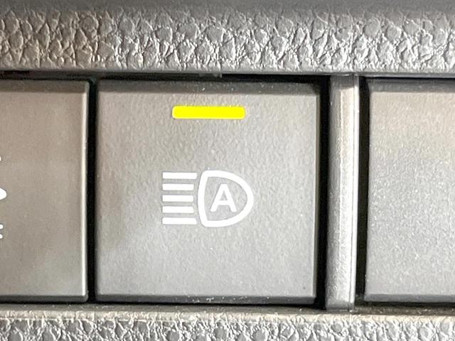 ハリアー Z レザーパッケージ 全周囲カメラ 純正12.3型ナビ 衝突被害軽減システム レーダークルーズ 禁煙車 電動リアゲート レザーシート 前席シートエアコン ドラレコ コーナーセンサー スマートキー LEDヘッド ETC2.0(66枚目)